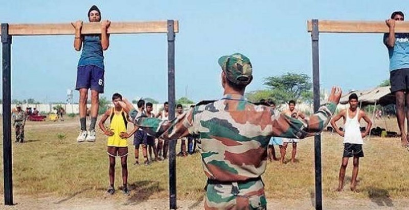  />
					</a>
					<a class=