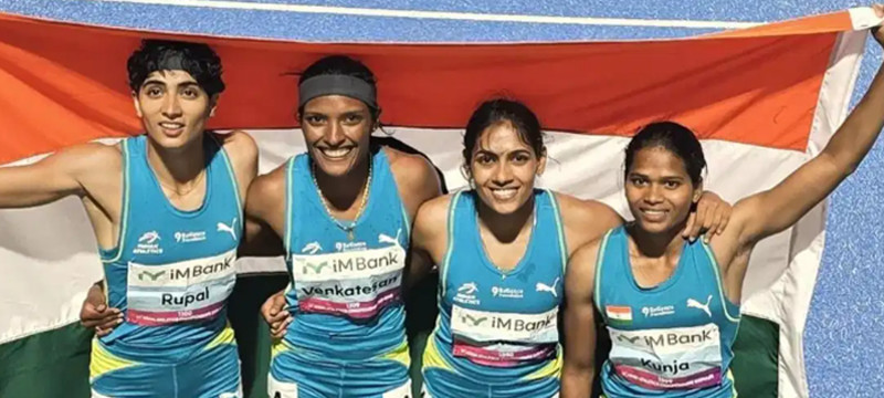  />
					</a>
					<a class=