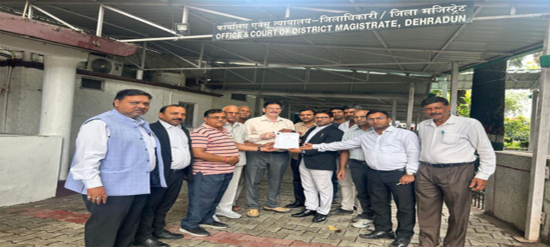  />
					</a>
					<a class=