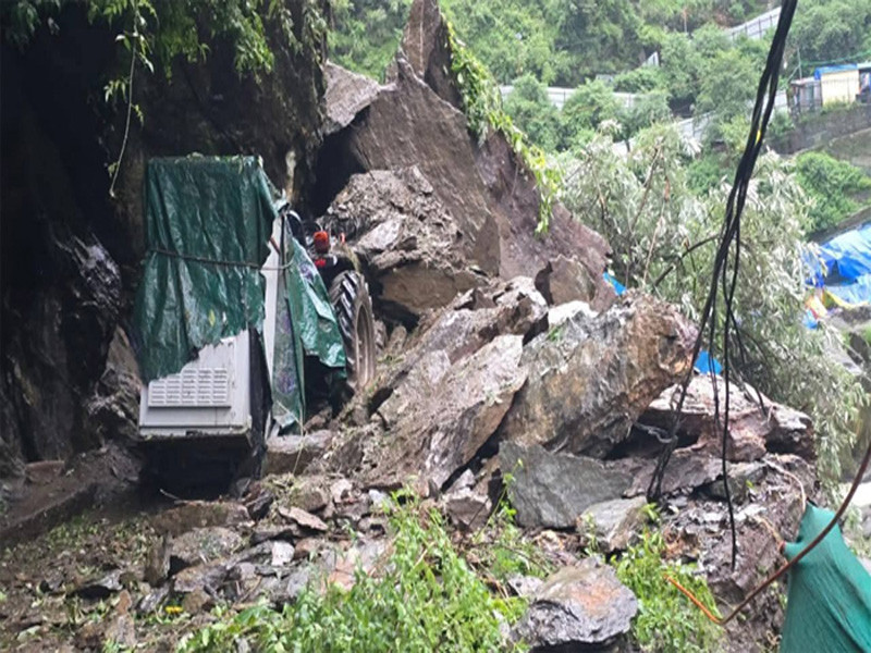  />
					</a>
					<a class=