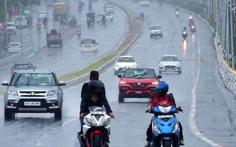  />
					</a>
					<a class=